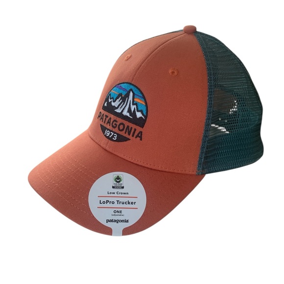 Patagonia Lopro Trucker Hat | Mesh Snapback Mountain Logo NWT - Picture 2 of 5